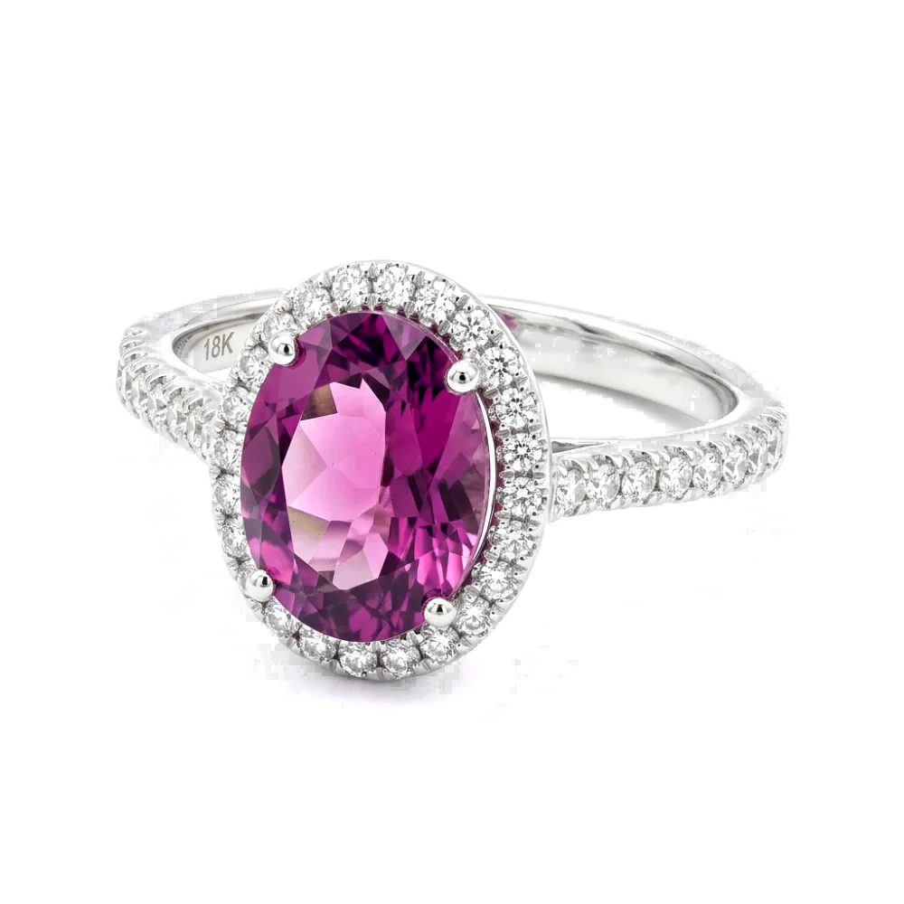 Anel em Ouro Branco 18k com Turmalina Rosa e Halo de Diamantes